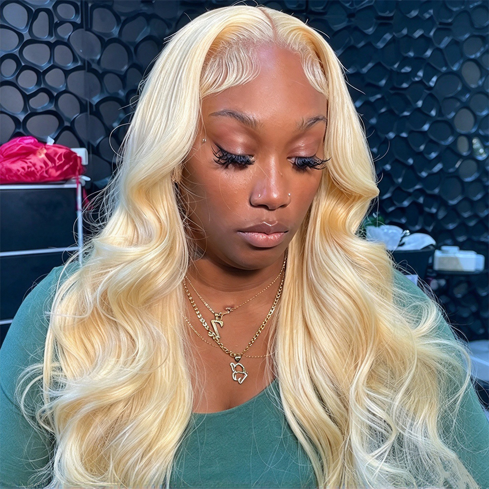 13x4のブロンド（613）のボディウェーブ・レースフロント - 613 Blonde Body Wave Lace Front Wig のレビューと価格