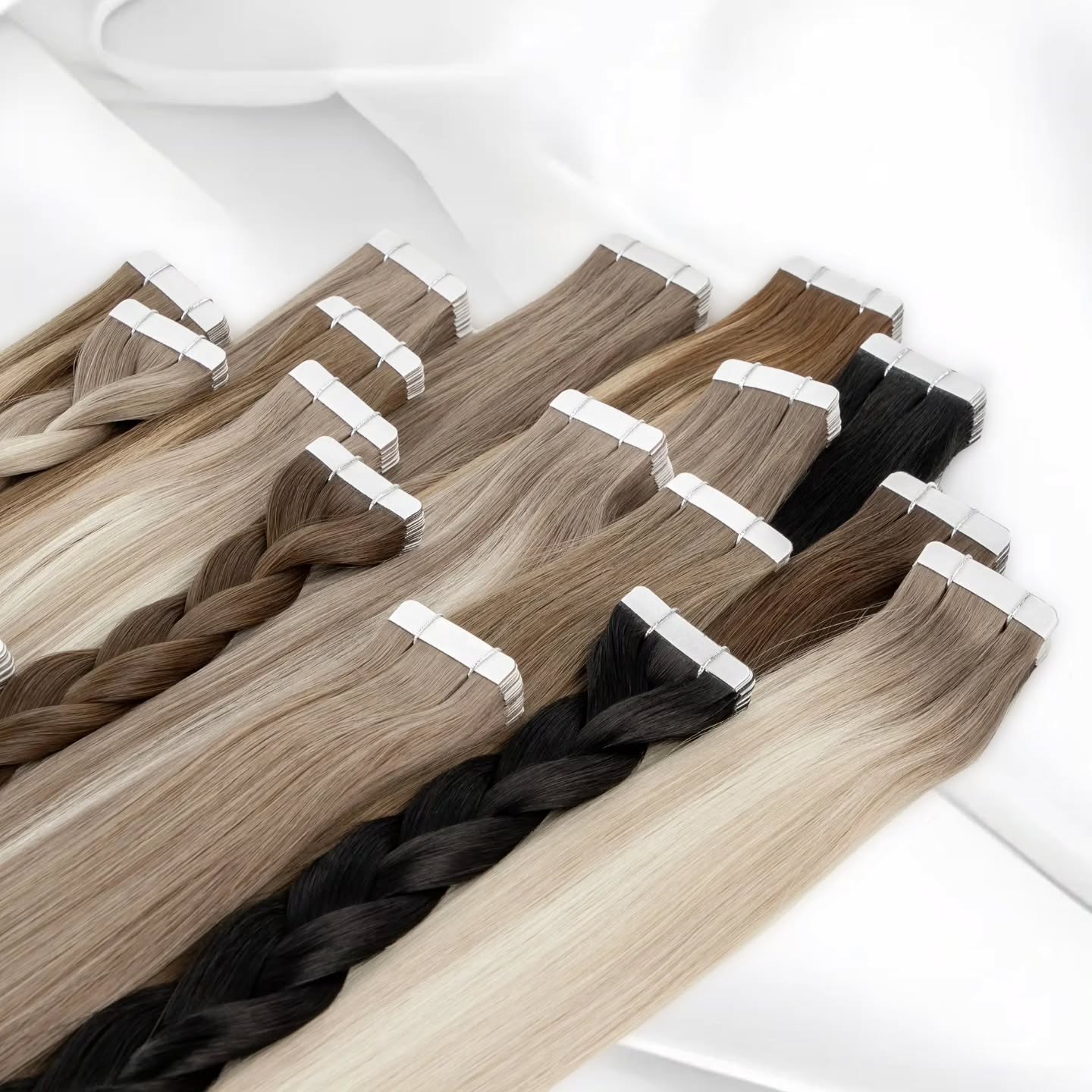 100%レミー人毛ストレートテープ式ヘアエクステ スキンウェ - Invisible Tape In Extensions Real Hair のレビューと価格